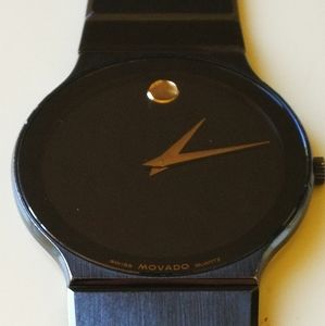 Movado Museum UltraThin 84-40-880-A